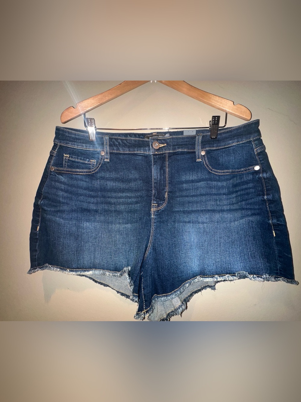 torrid Dark Blue Denim Cutoff Shorts 16 NWT